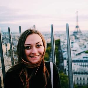 Meet your Posher, Caroline